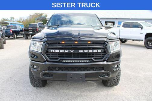 Diamond Black Crystal Pearlcoat 2021 RAM 1500 Big Horn/Lone Star