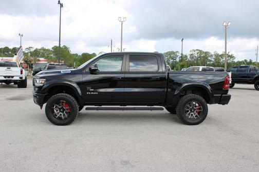 Diamond Black Crystal Pearlcoat 2021 RAM 1500 Big Horn/Lone Star