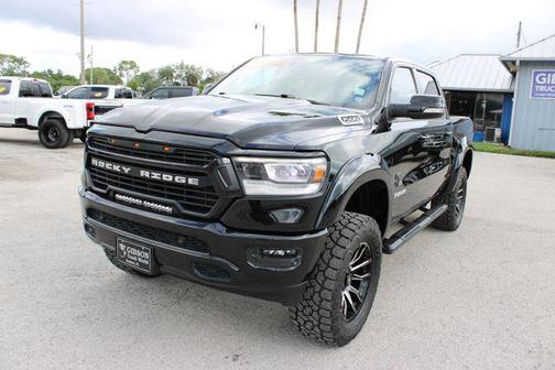 Diamond Black Crystal Pearlcoat 2021 RAM 1500 Big Horn/Lone Star