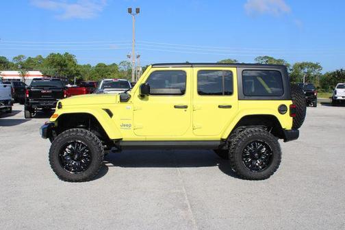2022 Jeep Wrangler Unlimited 4xe Sahara