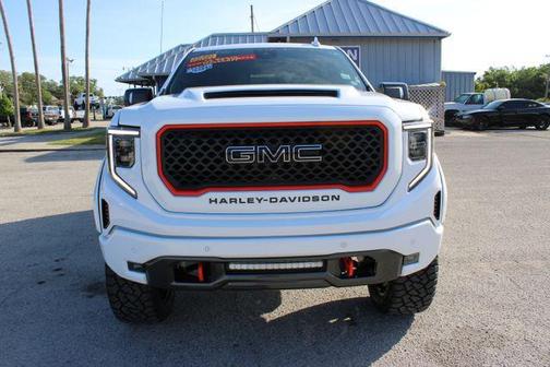 Summit White 2022 GMC Sierra 1500 AT4
