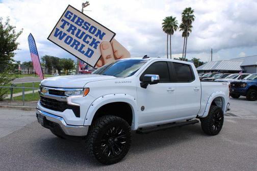 Summit White 2025 Chevrolet Silverado 1500 LT