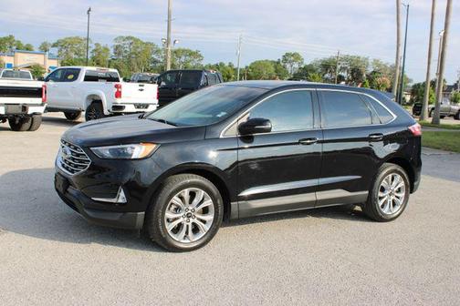 Agate Black Metallic 2024 Ford Edge Titanium