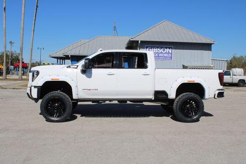 2025 GMC Sierra 2500 AT4