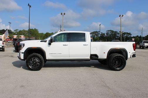 Summit White 2024 GMC Sierra 3500 Denali