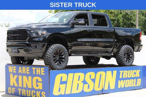 Diamond Black Crystal Pearlcoat 2021 RAM 1500 Big Horn/Lone Star