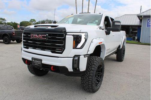 2024 GMC Sierra 2500 AT4