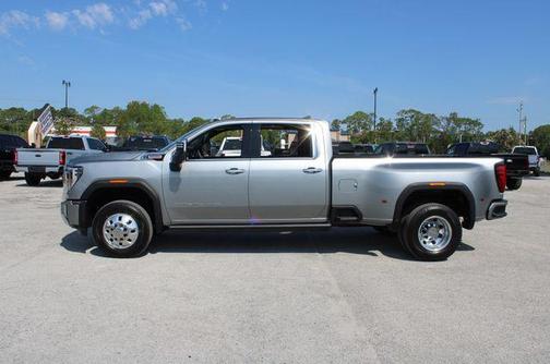 2024 GMC Sierra 3500 Denali