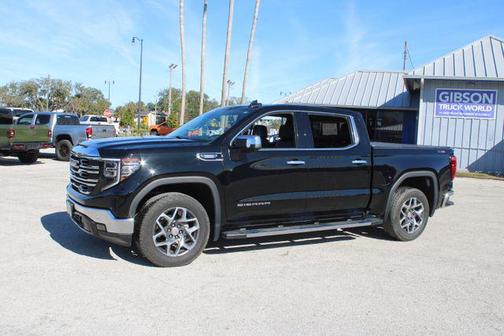 2022 GMC Sierra 1500 SLT