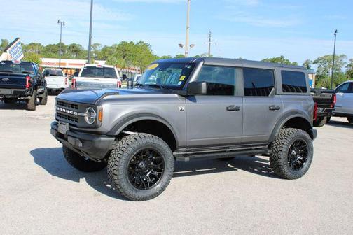 Carbonized Gray Metallic 2025 Ford Bronco Big Bend