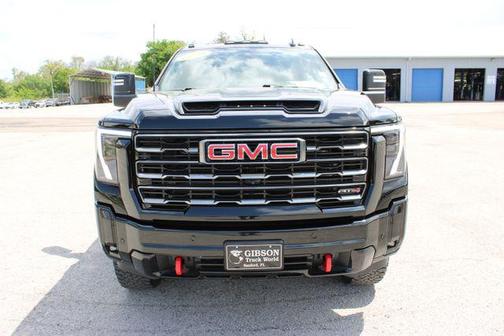 Onyx Black 2025 GMC Sierra 2500 AT4
