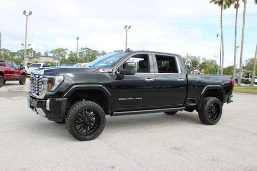 2024 GMC Sierra 2500 Denali