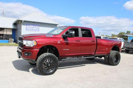 2023 RAM 3500 Big Horn Crew Cab 4x4 8' Box