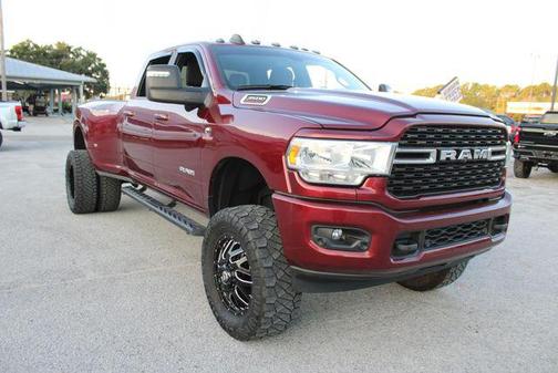 2023 RAM 3500 Big Horn Crew Cab 4x4 8' Box