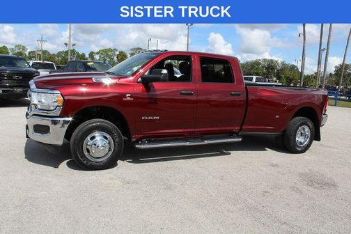 2019 RAM 3500 Tradesman Crew Cab 4x4 8' Box