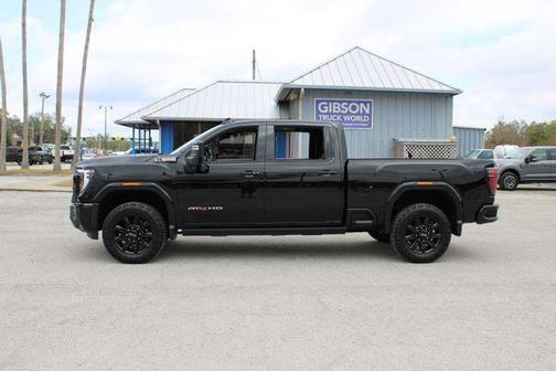 2025 GMC Sierra 2500 AT4