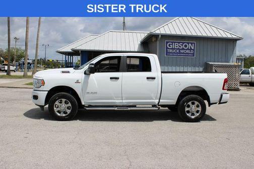Bright White Clearcoat 2024 RAM 2500 Big Horn Crew Cab 4x4 6'4' Box