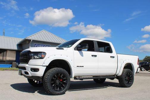 Bright White Clearcoat 2023 RAM 1500 Big Horn/Lone Star