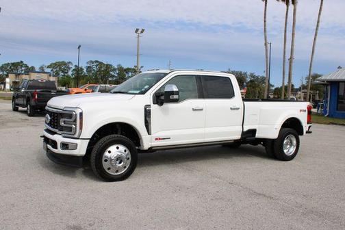 2025 Ford F-450 Platinum
