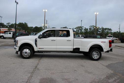 2025 Ford F-450 Platinum