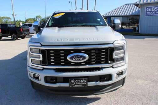 Avalanche 2025 Ford F-450 Platinum