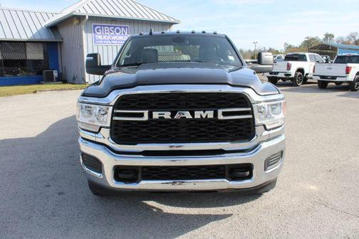 2024 RAM 3500 Tradesman Crew Cab 4x4 8' Box