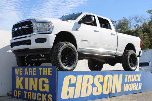 2021 RAM 2500 Tradesman Crew Cab 4x4 6'4' Box