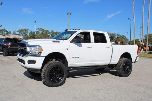 2021 RAM 2500 Tradesman Crew Cab 4x4 6'4' Box