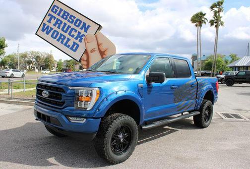 Atlas Blue Metallic 2022 Ford F-150 XLT
