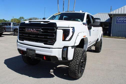 2024 GMC Sierra 2500 AT4