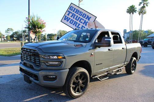 Ceramic Gray Clearcoat 2026 RAM 2500 Big Horn Crew Cab 4x4 6'4' Box