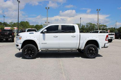 Bright White Clearcoat 2023 RAM 1500 Big Horn/Lone Star