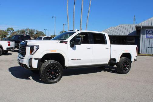 2024 GMC Sierra 2500 AT4