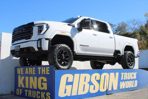 2024 GMC Sierra 2500 AT4