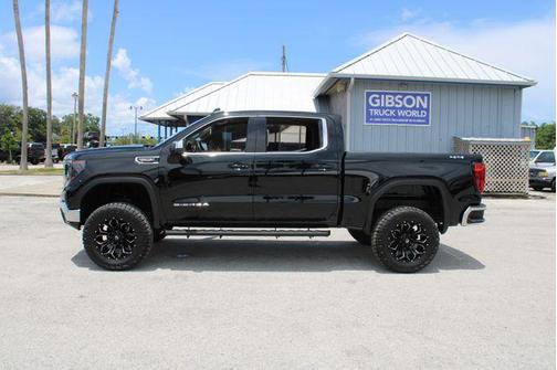 2023 GMC Sierra 1500 SLE