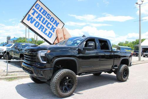 Black 2024 Chevrolet Silverado 2500 High Country