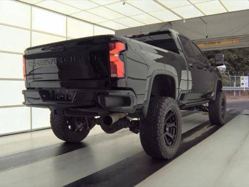 Black 2024 Chevrolet Silverado 2500 High Country