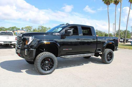 2025 GMC Sierra 2500 AT4