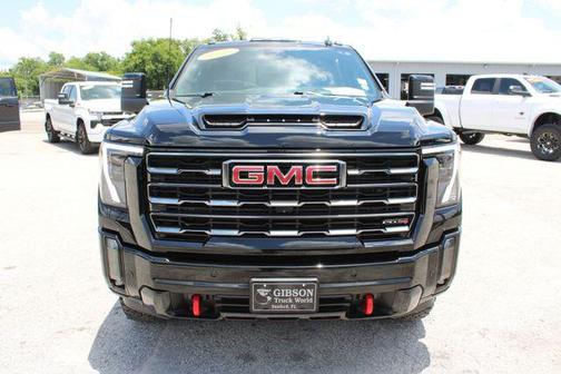 2025 GMC Sierra 2500 AT4