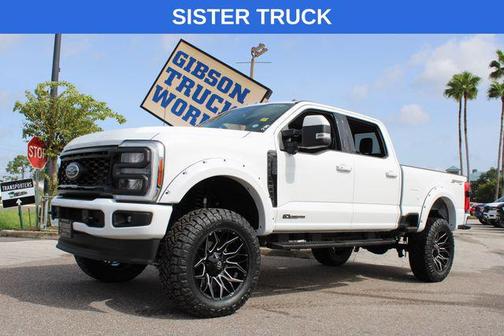 Oxford White 2025 Ford F-250 Lariat