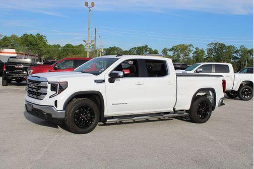 2024 GMC Sierra 1500 SLE