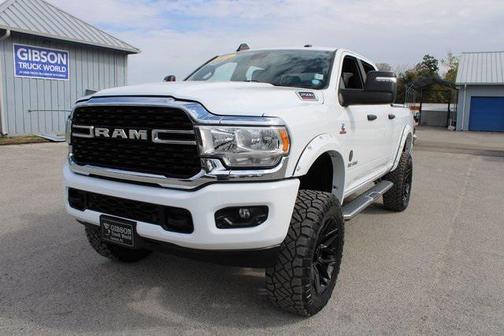 2023 RAM 2500 Big Horn Crew Cab 4x4 6'4' Box