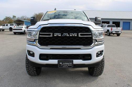 2023 RAM 2500 Big Horn Crew Cab 4x4 6'4' Box