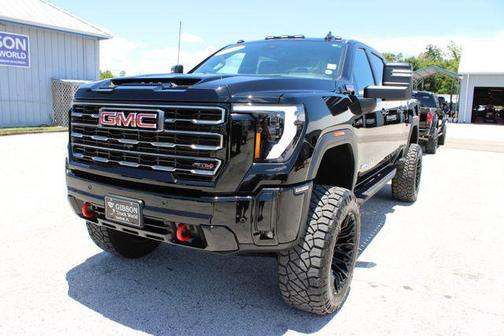 Onyx Black 2025 GMC Sierra 2500 AT4