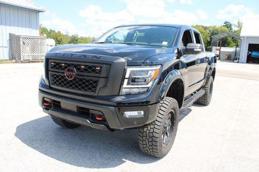 2024 Nissan Titan PRO-4X