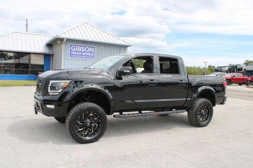 2024 Nissan Titan PRO-4X