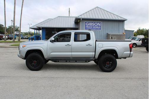 2022 Toyota Tacoma SR