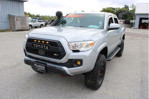 2022 Toyota Tacoma SR