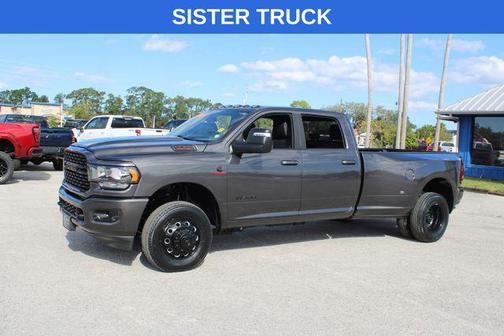 2024 RAM 3500 Big Horn Crew Cab 4x4 8' Box