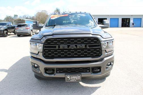 2024 RAM 3500 Big Horn Crew Cab 4x4 8' Box